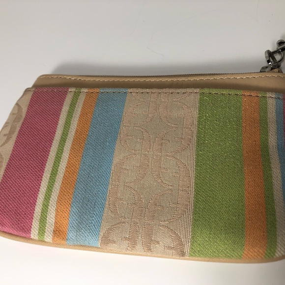Fossil Wristlet Tan and Multi Pastel Colors Like New - Picture 5 of 10
